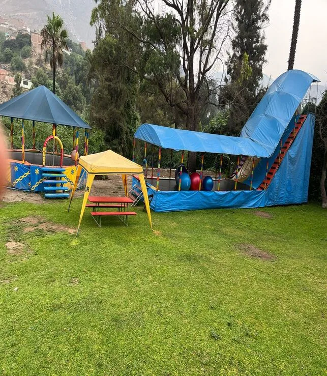 Zona de juegos para niños